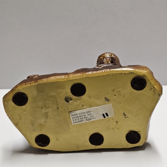 Miniature Walrus Ceramic Figurine - Picture 5 of 6